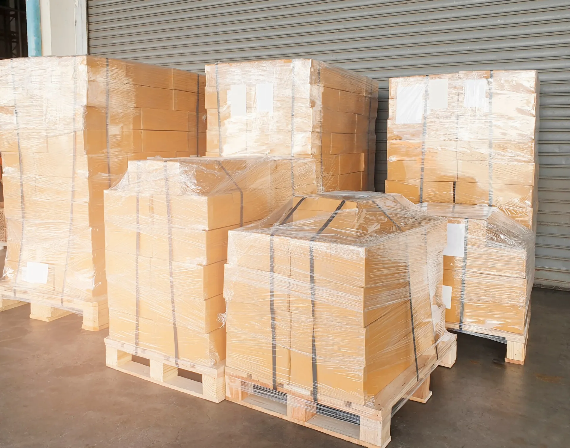 In this photo is a "tradeshow crate" with link locks.  The custom wood shipping crate is to ship antiques, electronics.