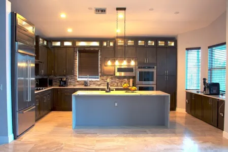 a luxury kitchen that was renovated by kitchen remodelers in Delray Beach, Florida