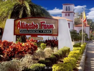 Entrance sign for St. Augustine Alligator Farm Zoological Park in St. Augustine, Florida