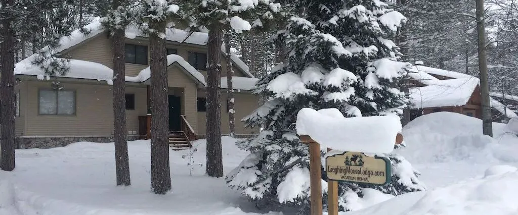 Laughing Moose Lodge - Photo 1